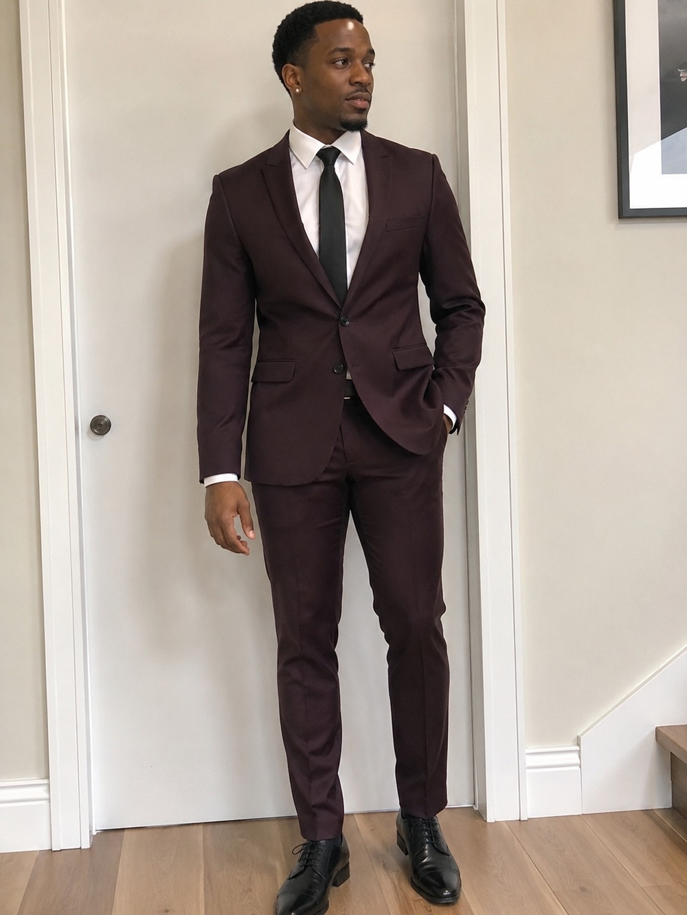 RW&CO. Men’s Slim Fit 2-Piece Suit – Size 42 / 34x32 – Burgundy Wool Blend